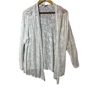 Lucy And Laurel Size 1X Sheer Light Weight Shrug Cardigan Off White Long Sleeve